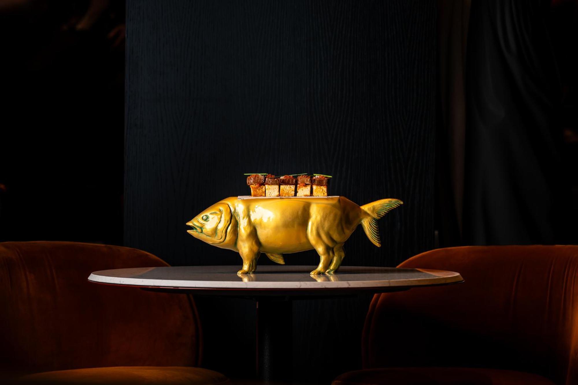 Andaz Amsterdam, Prinsengracht, By Hyatt Eksteriør bilde The Golden Pig