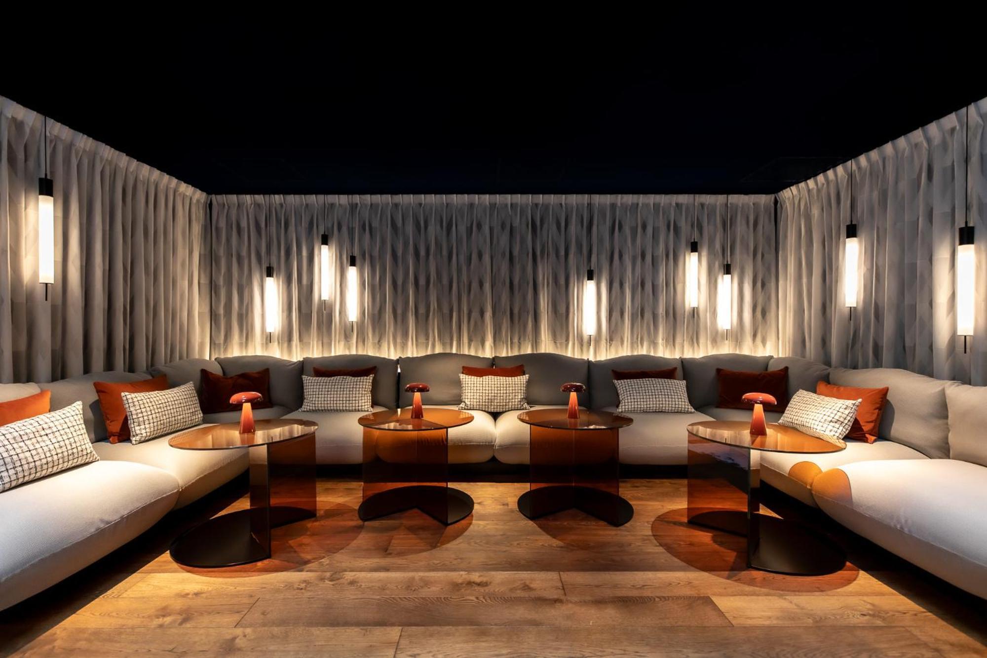 Andaz Amsterdam, Prinsengracht, By Hyatt Eksteriør bilde The interior of the bar